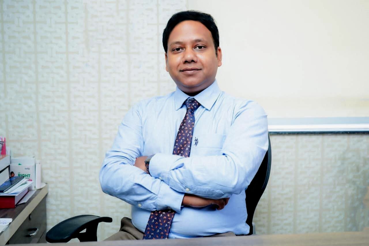 Dr. Arnab Chakraborty